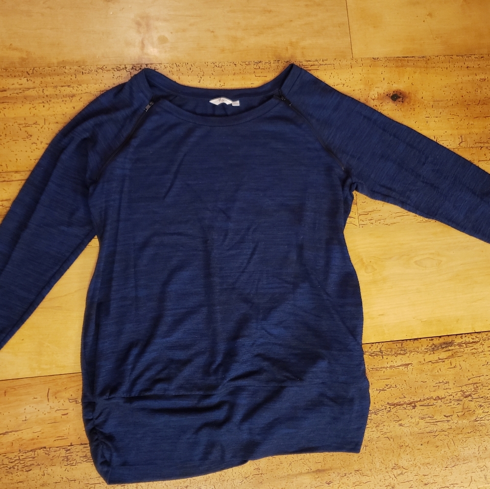 COPY - Thyme Maternity Sz XXL Nursing Sweater